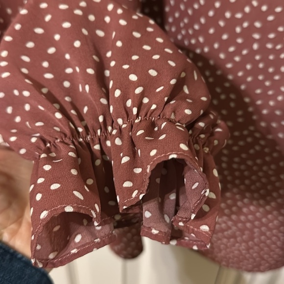 Beige and cream polka dot blouse size 3X excellent preowned condition - Picture 2 of 5